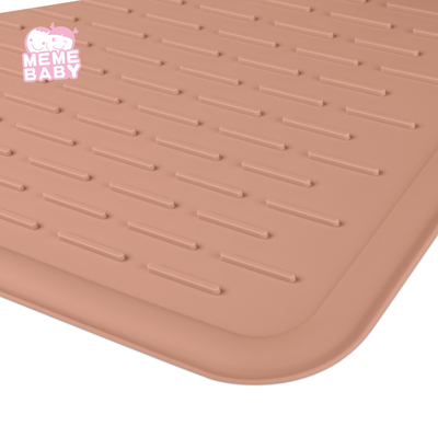 BPA Free Water Repellent Silicone Non Slip Table Mat Baby Dinnerware